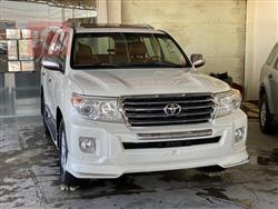 تۆیۆتا لاند کروزەر